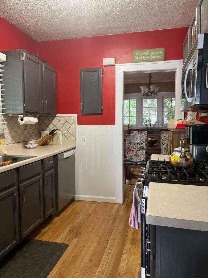 Villa Cozy Cape Cod Grand Rapids